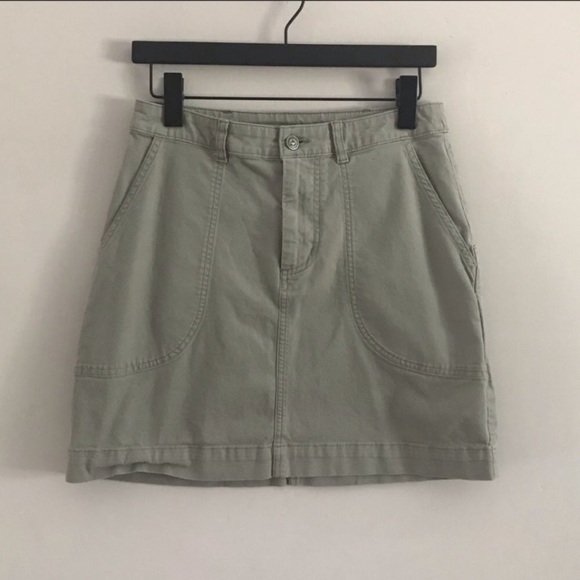 Patagonia | Khaki Stand Up Skirt | Sz 6 - Picture 1 of 6